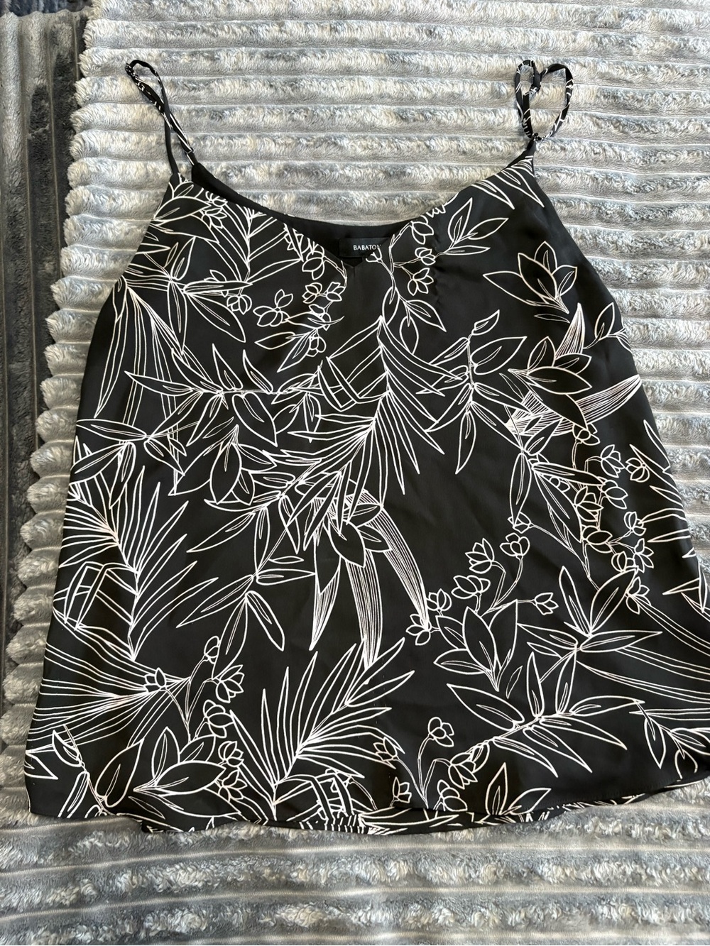 Babaton Black Floral-Outline Blouse